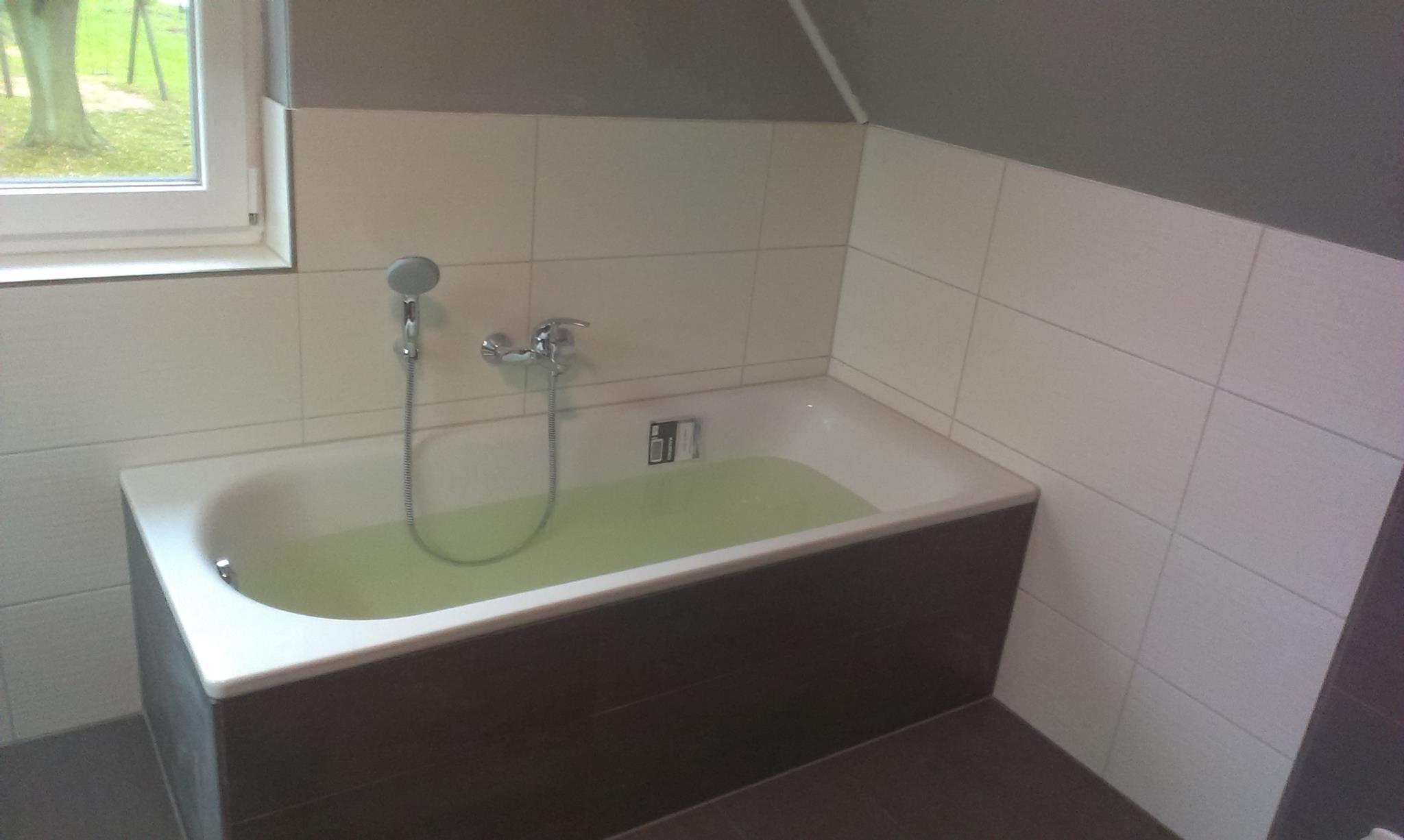 Großformatige Fliesen professionell verlegt